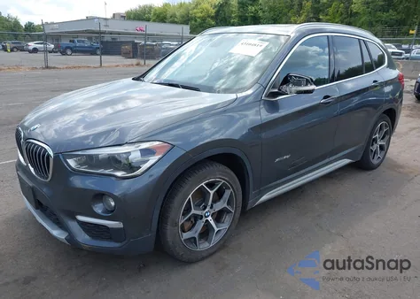 2017 BMW X1 xDrive28I z USA, uszkodzony, nr VIN WBXHT3C39H5F70178